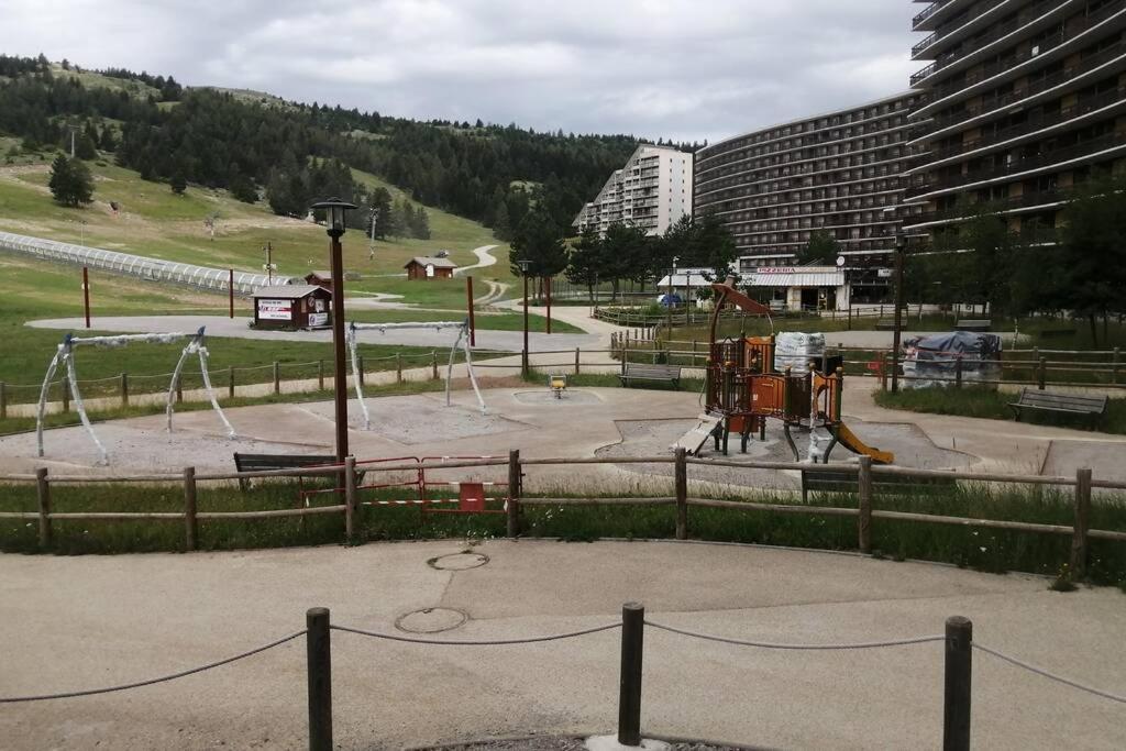 Studio Avec Vue Imprenable Sur La Vallee Serviettes Et Draps Non Inclus Ле-Деволюи Экстерьер фото